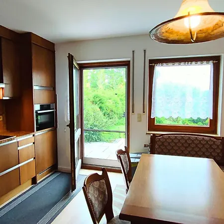 Monteursunterkunft Strasslach- Fitters' Accommodation With Shared Kitchen & Garden Exterior foto